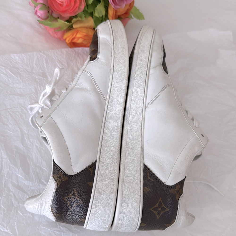 Authentic Louis Vuitton White and Brown Men's Sneakers - Picture 6 of 14